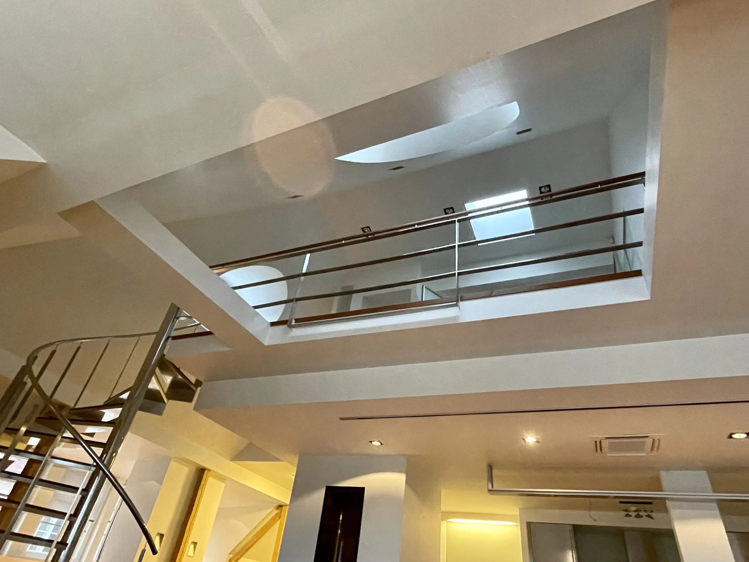 Raekoja penthouse, 5