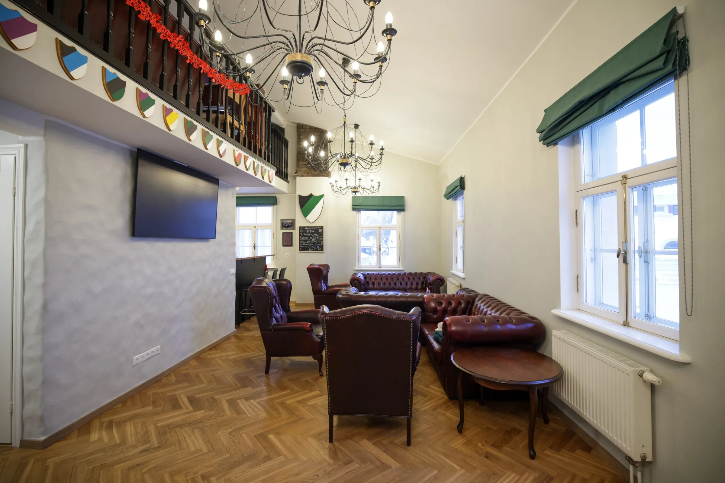 Korporatsiooni­hoone, 23